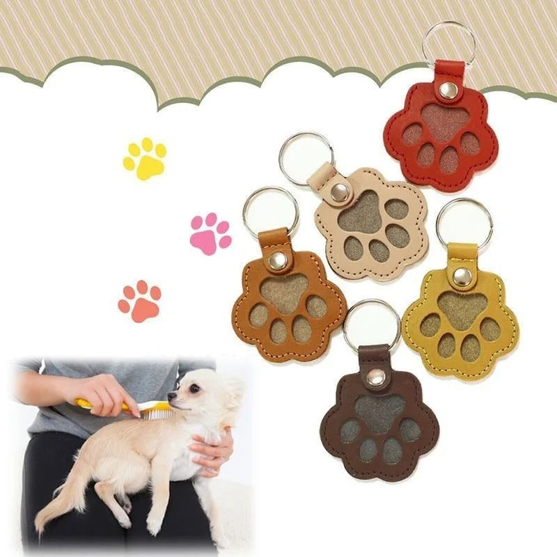 Pet paws keychain