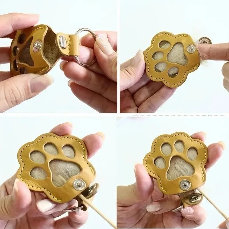 Pet paws keychain